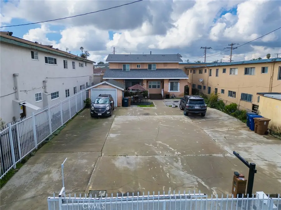 10625 S Budlong, Los Angeles, CA 90044 - #2