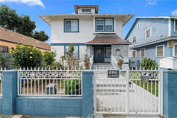 1665 Arlington, Los Angeles, CA 90019