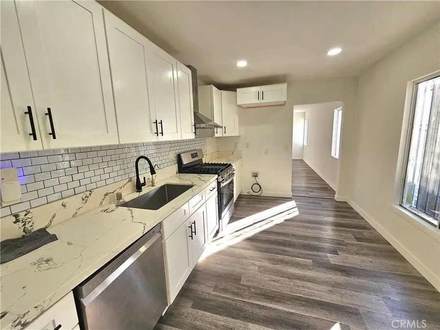 1555 E 107th, Los Angeles, CA 90002 - Image #3