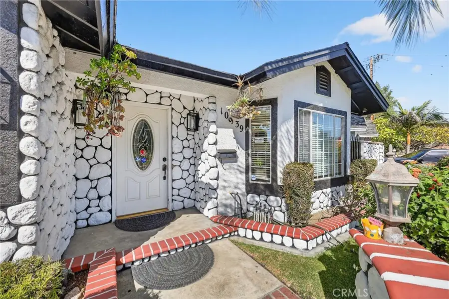 10939 Little Lake, Downey, CA 90241 - #2