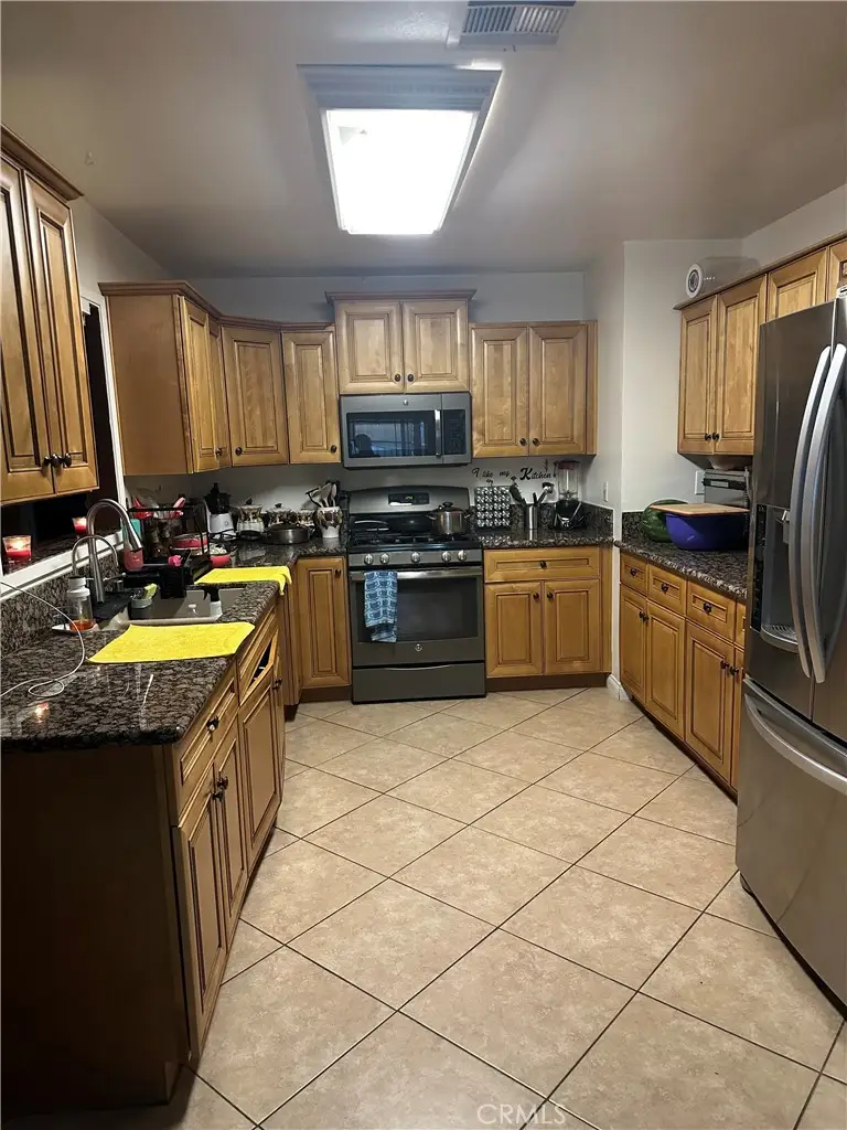 1201 E Elizabeth, Barstow, CA 92311 - #1