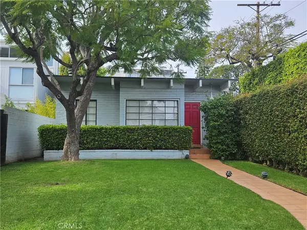 12217 Dorothy Street, Los Angeles, CA 90049