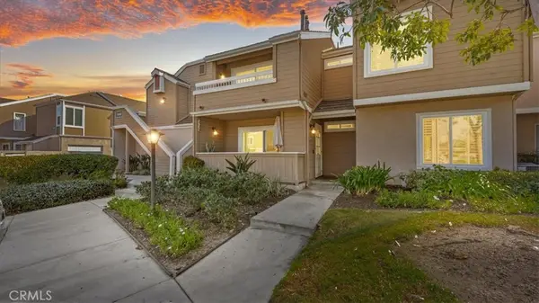 10450 E Briar Oaks #B, Stanton, CA 90680