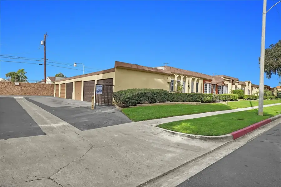 1795 W Glenoaks Avenue, Anaheim, CA 92801 - #3