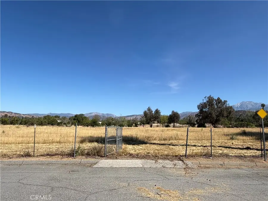 35392 Mountain View, Yucaipa, CA 92399 - #3