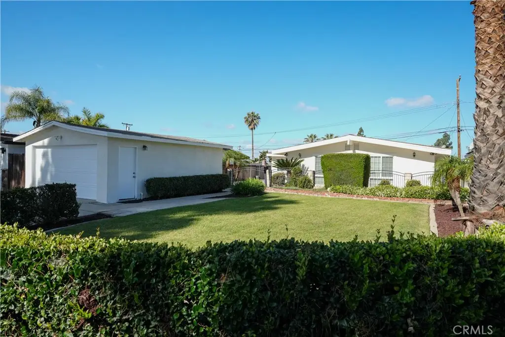 1021 N Lyman Avenue, Covina, CA 91724 - #1