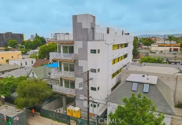 320 N Mountain View, Los Angeles, CA 90026