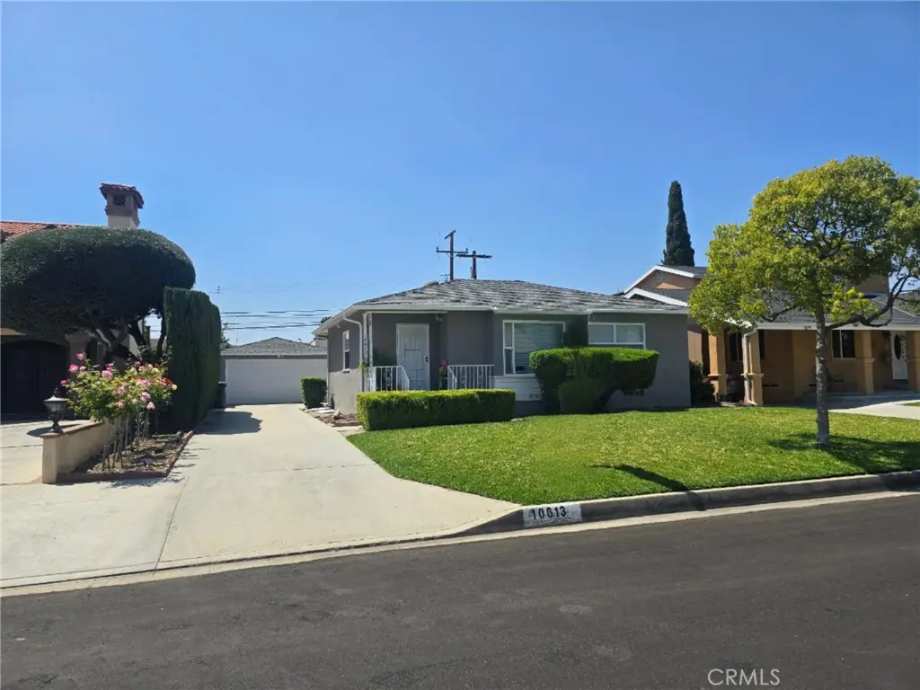 10613 Shellyfield, Downey, CA 90241 - #1