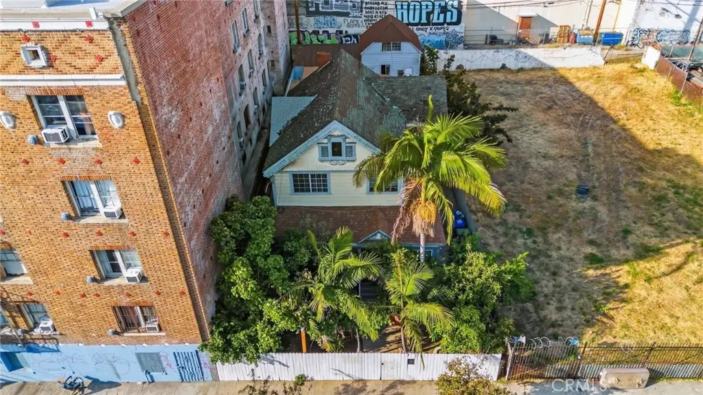 1545 Cambria, Los Angeles, CA 90017 - #1