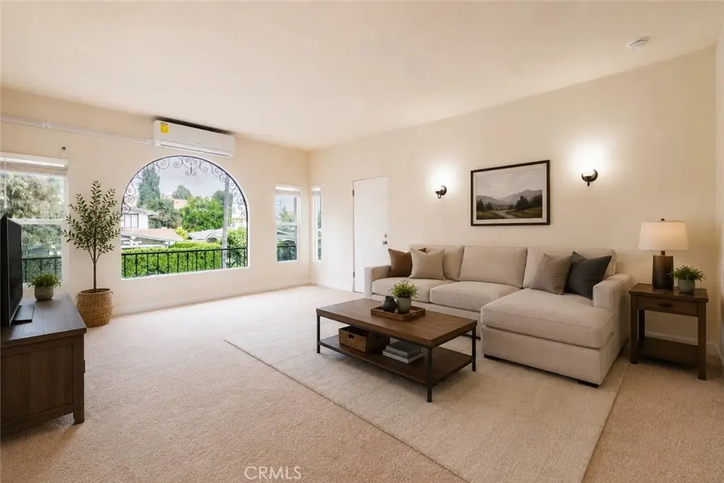 211 N Vendome Street, Los Angeles, CA 90026 - #1
