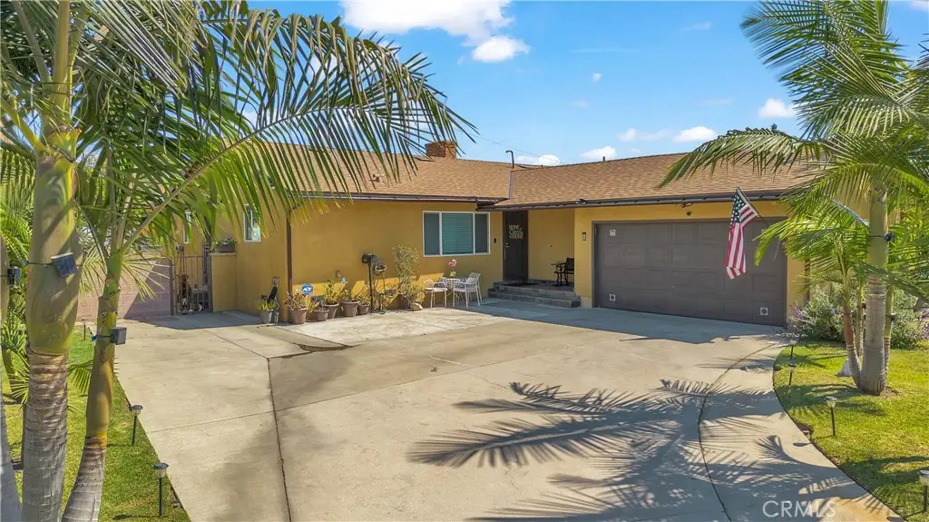 10548 Wiley Burke Ave, Downey, CA 90241 - #1