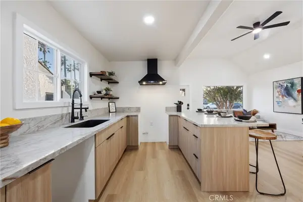 5613 S Rimpau, Los Angeles, CA 90043