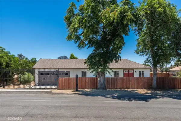 765 W County Line, Calimesa, CA 92320