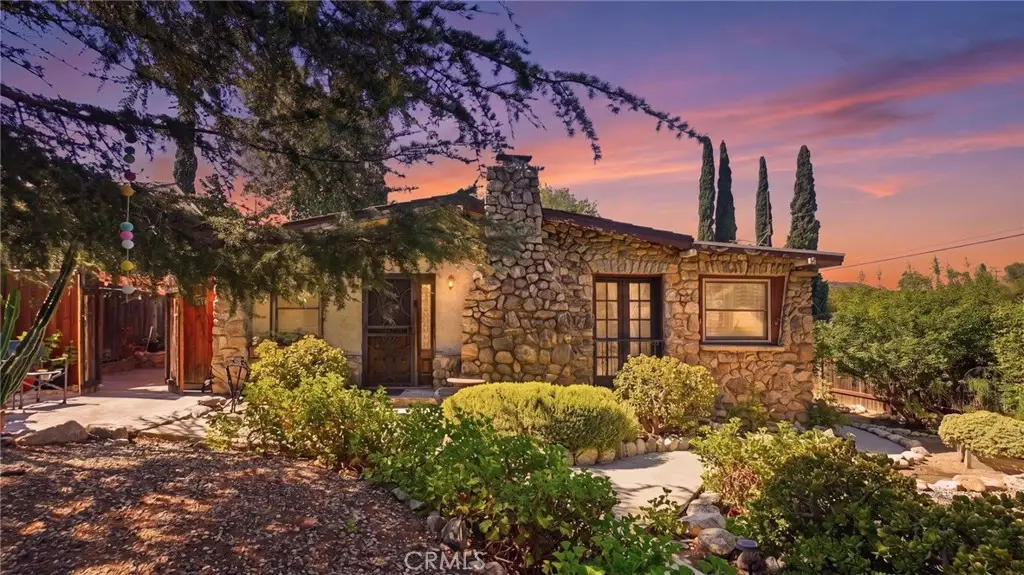 7276 Summitrose Street, Tujunga, CA 91042 - #1