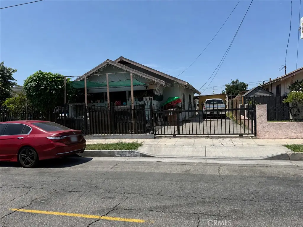 321 N Willowbrook, Compton, CA 90220 - #1