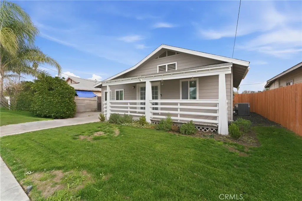 332 S Ramona, Hemet, CA 92543 - #1
