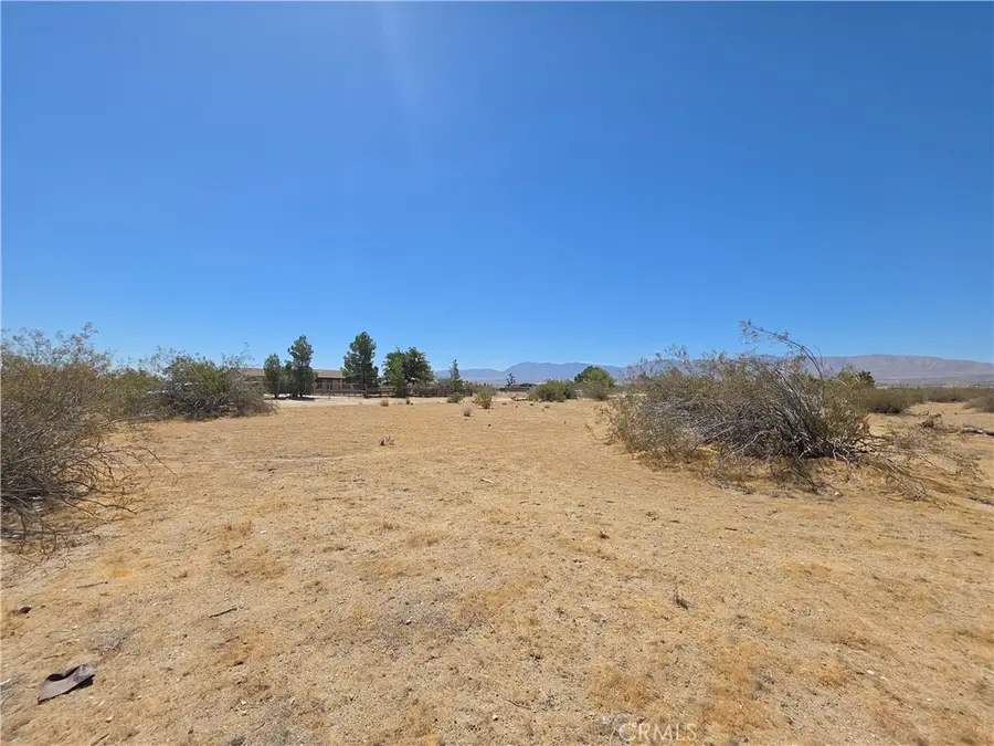 117 E/vic, Sun Village, CA 93543 - #2