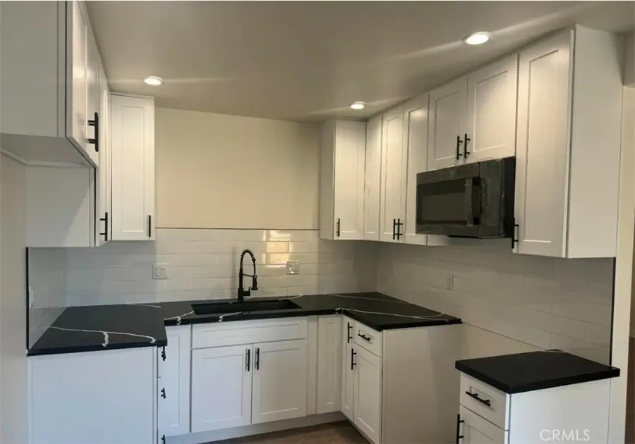 336 T, Bakersfield, CA 93304 - #2