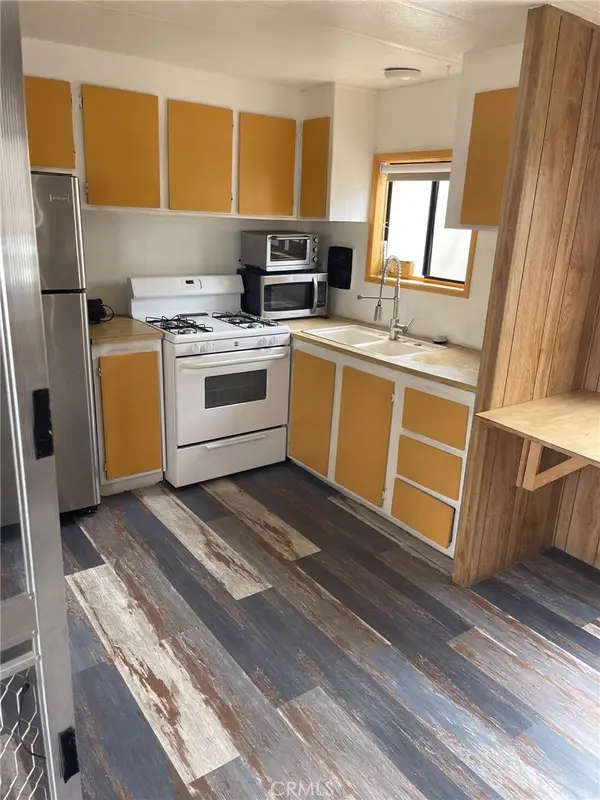 11250 Playa Street #108, Culver City, CA 90230