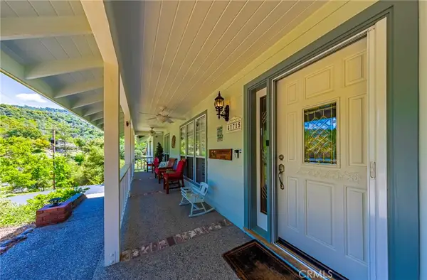 41715 River Falls Road, Oakhurst, CA 93644