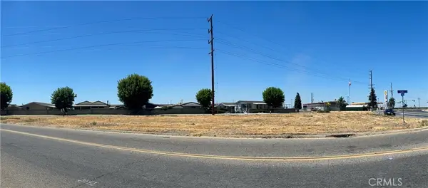 1 M Street, Tulare, CA 93274