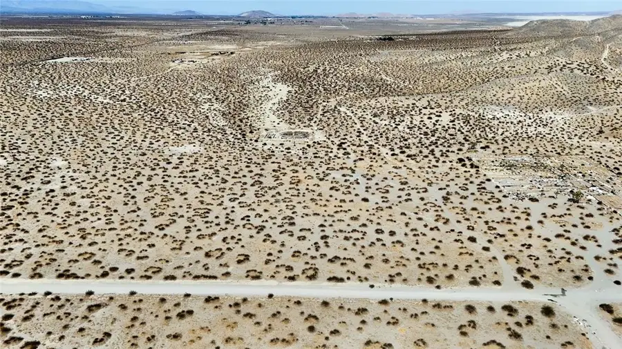 20 Lessing Avenue, Adelanto, CA 92301 - Image #3