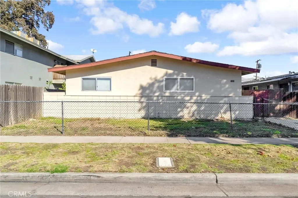 1409 E Cambridge, Fresno, CA 93704 - #1