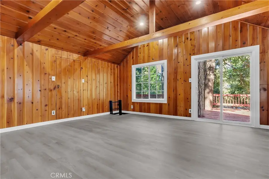 22789 Laurel Lane, Crestline, CA 92325 - Image #3