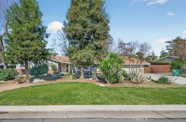 5867 E Club View, Fresno, CA 93727