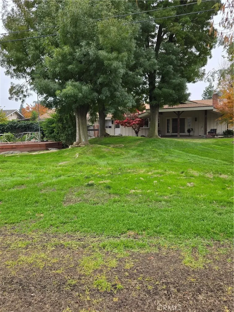 5867 E Club View, Fresno, CA 93727 - Image #2