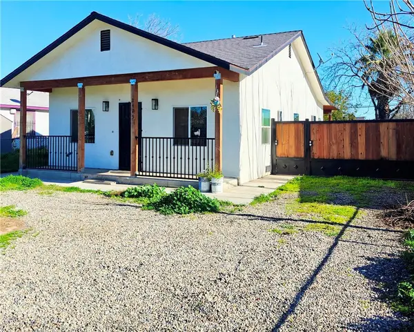 2425 S 10th Street, Fresno, CA 93725