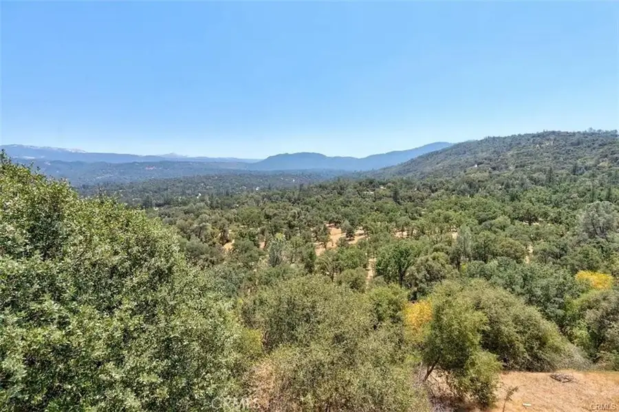 38797 Highway 41, Oakhurst, CA 93644 - Image #3