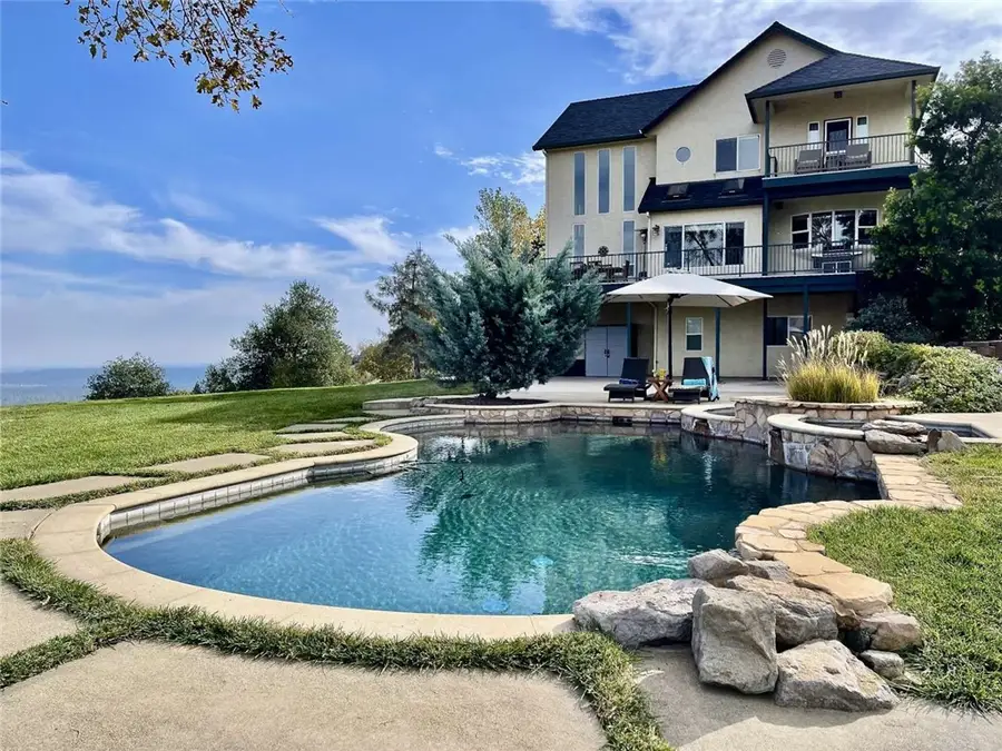 15223 Ledgewood Drive, Redding, CA 96001 - #2