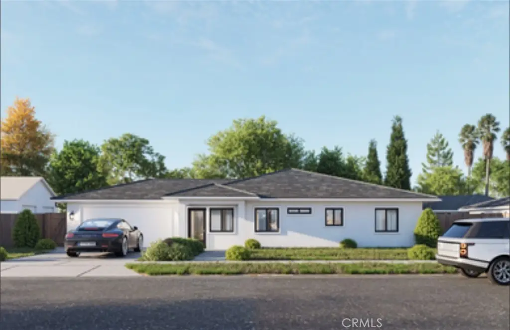 4210 E Calwa Avenue, Fresno, CA 93725 - #1