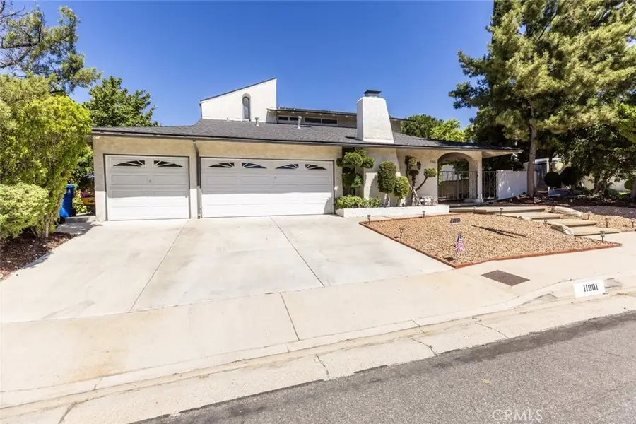 11801 Thunderbird Avenue, Porter Ranch, CA 91326 - #2