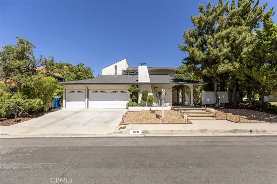 11801 Thunderbird Avenue, Porter Ranch, CA 91326 - #3