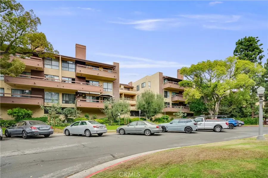 444 Piedmont Avenue #323, Glendale, CA 91206 - Image #2