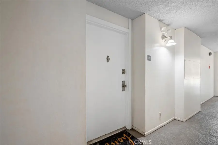 15425 Sherman #107A, Van Nuys, CA 91406 - Image #2