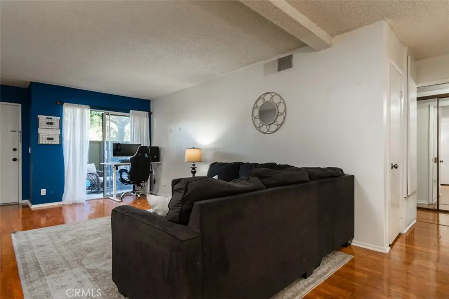 25811 Tournament #H5, Valencia, CA 91355 - Image #2