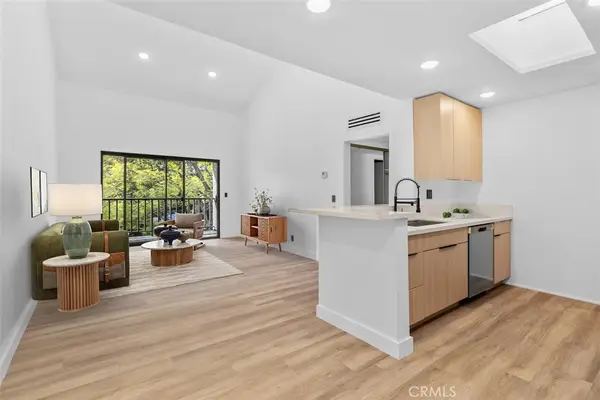 4210 Via Arbolada #317, Los Angeles, CA 90042