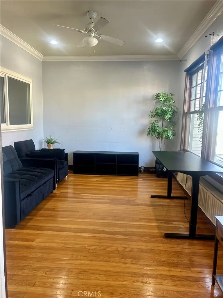 2121 James M Wood Boulevard #121, Los Angeles, CA 90006 - Image #2