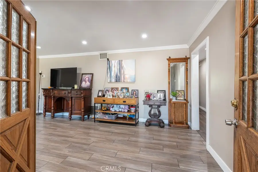 9205 Haddon Avenue, Sun Valley, CA 91352 - #3