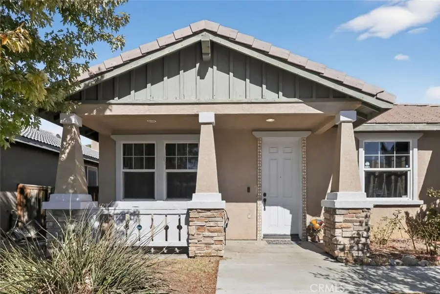 15940 Greyrock Street, Victorville, CA 92395 - #2