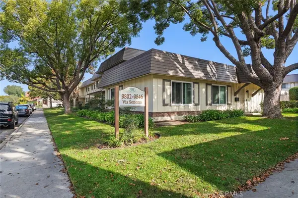 9824 Via Sonoma, Cypress, CA 90630