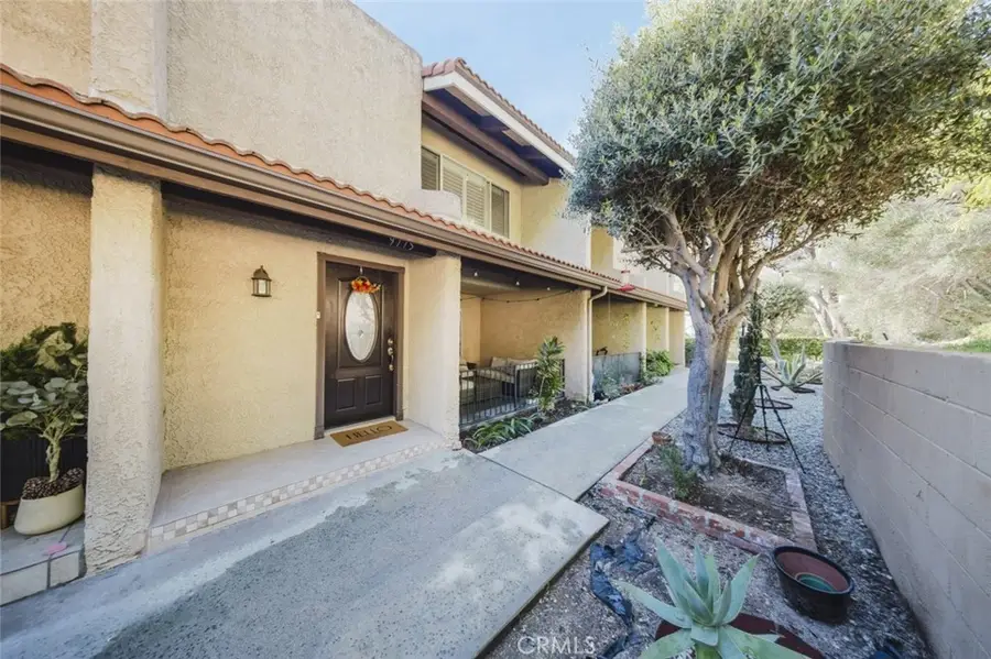 9775 Via Roma, Burbank, CA 91504 - #3