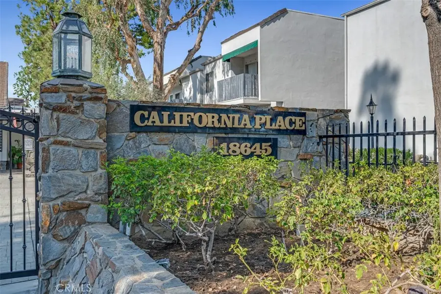 18645 Hatteras Street #230, Tarzana, CA 91356 - Image #2