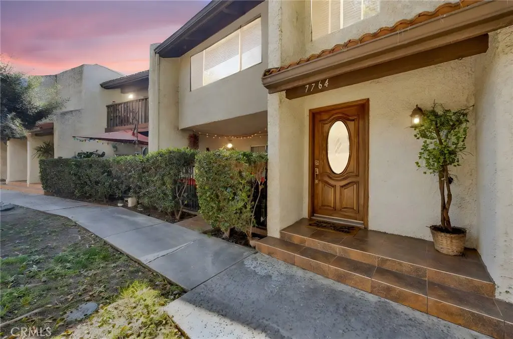 7764 Via Capri, Burbank, CA 91504 - #1