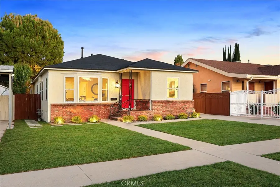 5052 Newcastle, Encino, CA 91316 - Image #2