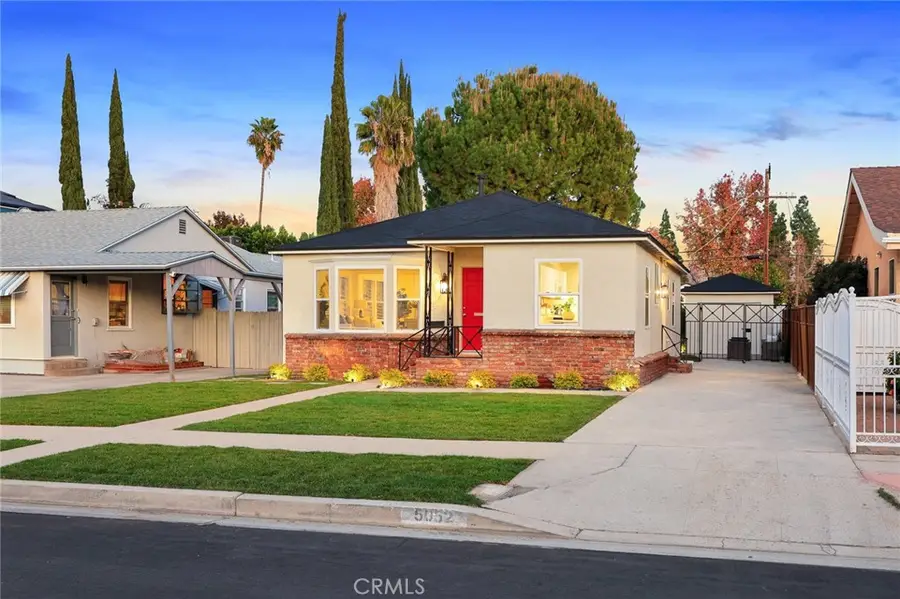 5052 Newcastle, Encino, CA 91316 - Image #3