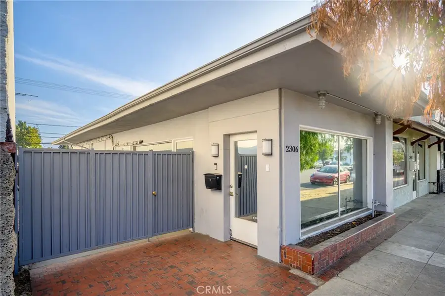 2304 W Burbank Boulevard, Burbank, CA 91506 - #3